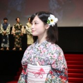 Kanna Hashimoto rực rỡ sắc hoa tại lễ ra mắt phim “Gintama"